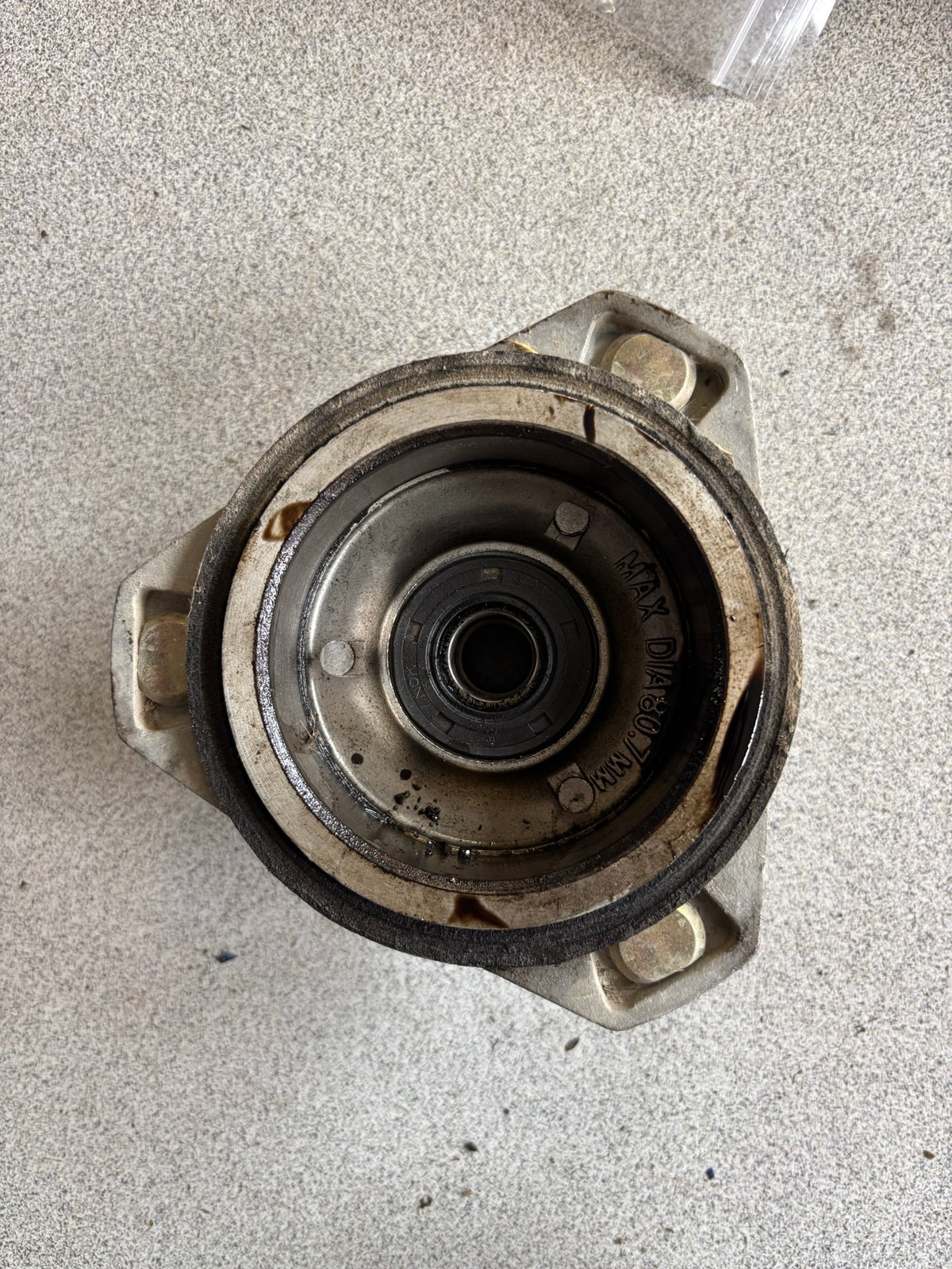 1989 SUZUKI LT80S HUB, FRONT 54110-40B00