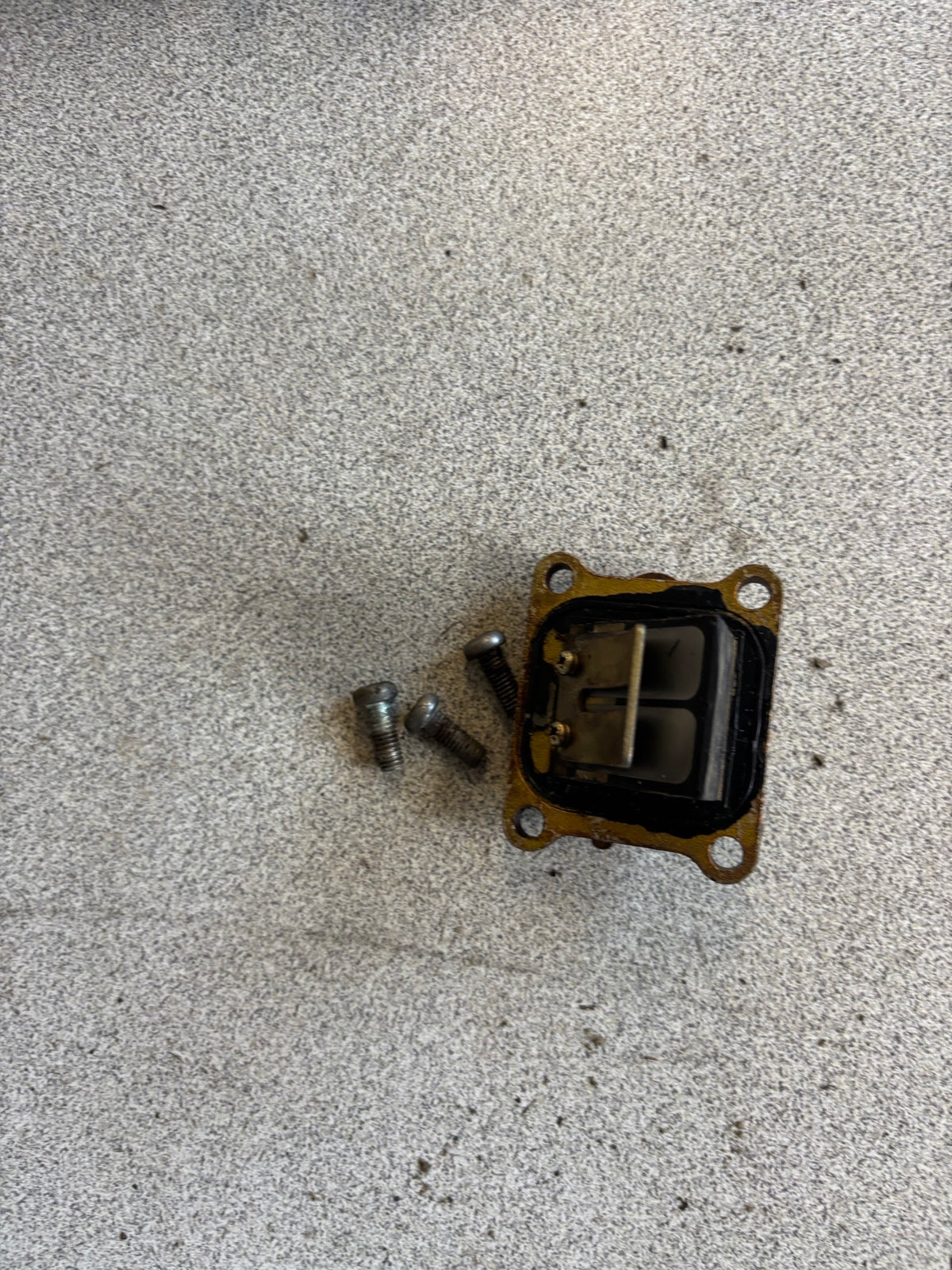 1989 SUZUKI LT80S VALVE ASSY, REED 13150-40B00 13150-40B01