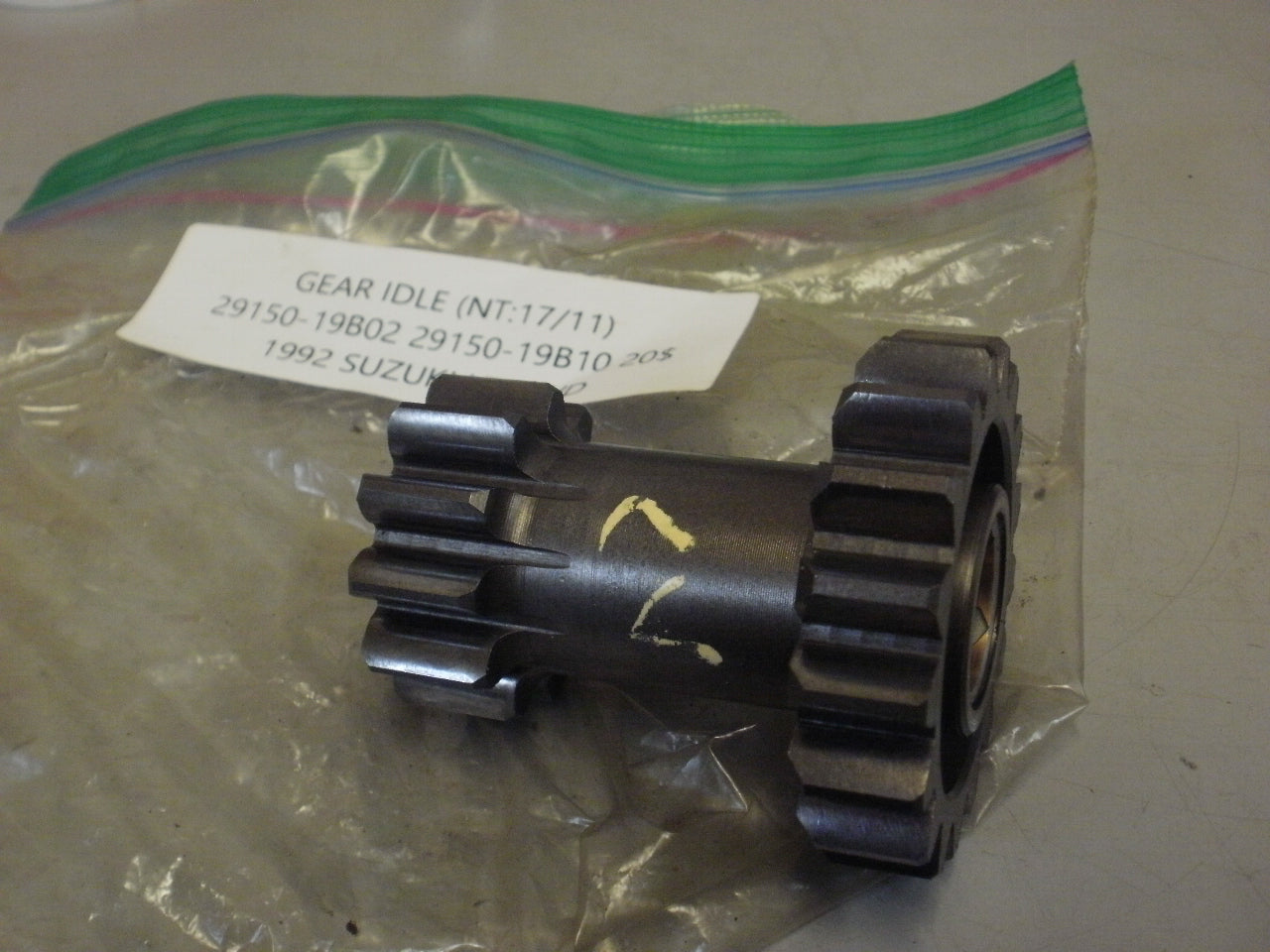 1992 SUZUKI LT-4WD GEAR IDLE (NT:17/11) 29150-19B02 29150-19B10