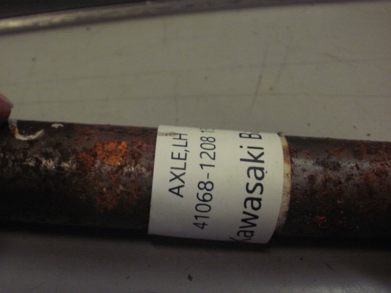 1986 KAWASAKI BAYOU 300 AXLE LH 41068-1208