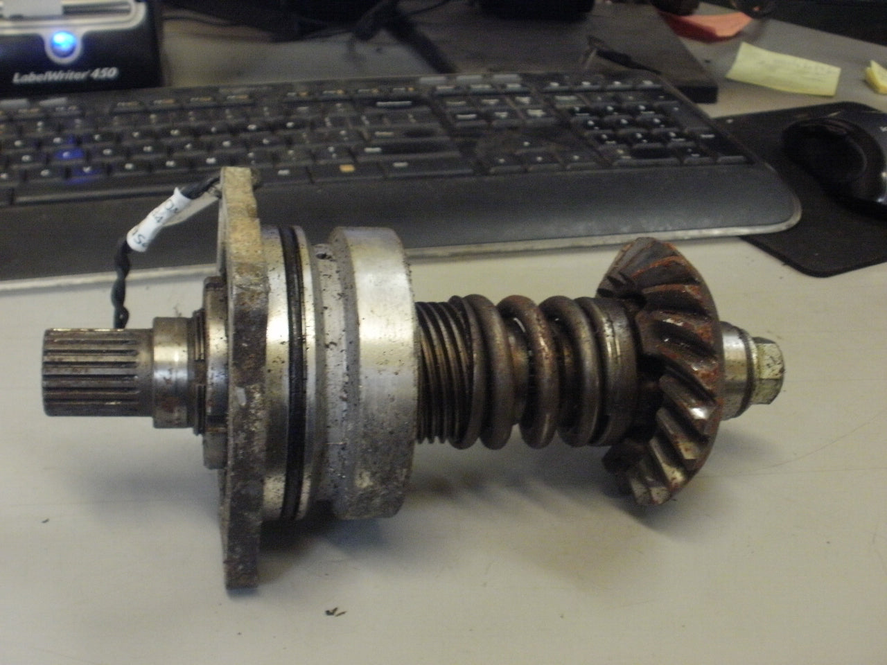 1986 KAWASAKI BAYOU 300 SHAFT COMP GEAR CASE 13234-1085
