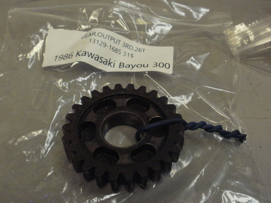 1986 KAWASAKI BAYOU 300 GEAR OUTPUT 3RD 26T 13129-1685