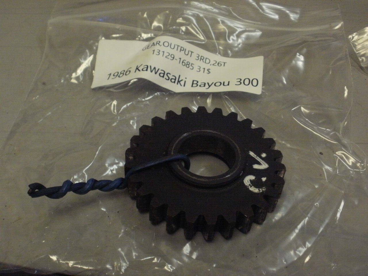 1986 KAWASAKI BAYOU 300 GEAR OUTPUT 3RD 26T 13129-1685