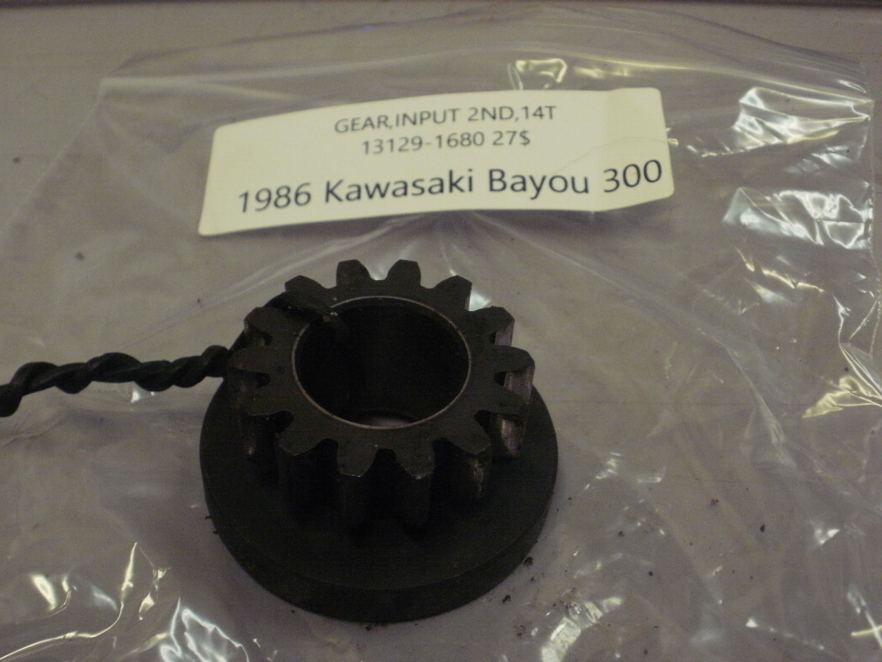 1986 KAWASAKI BAYOU 300 GEAR INPUT 2ND 14T 13129-1680
