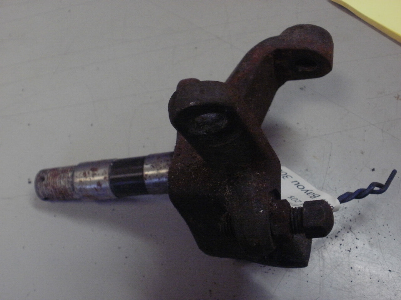 1986 KAWASAKI BAYOU 300 KNUCKLE LH 39186-1054