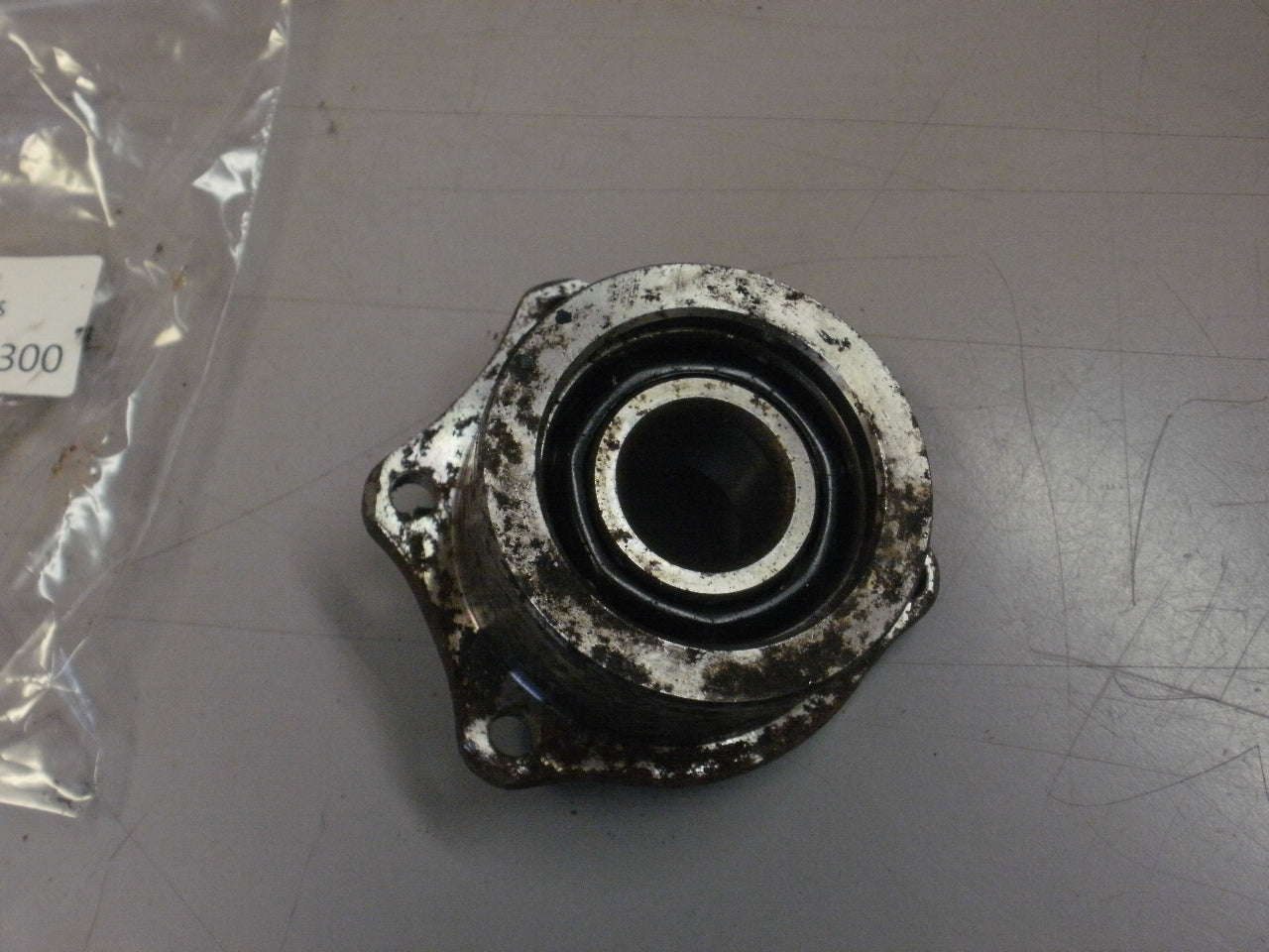 1986 KAWASAKI BAYOU 300 HOUSING BEARING GEAR 41046-1098
