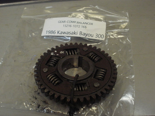 1986 KAWASAKI BAYOU 300 GEAR COMP BALANCER 13216-1072