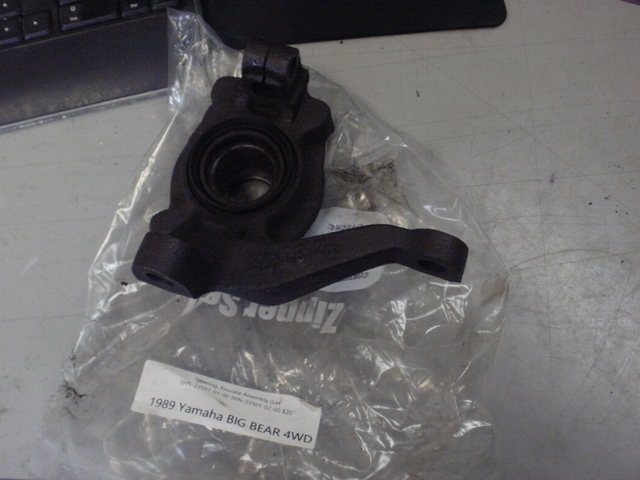 1989 YAMAHA BIG BEAR 4WD STEERING KNUCKLE ASSY LH 3HN-23501-01-00 3HN-23501-02-00