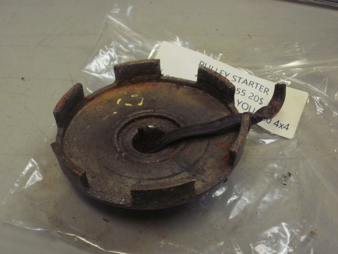 1990 KAWASAKI BAYOU 300 PULLEY STARTER 49080-1055